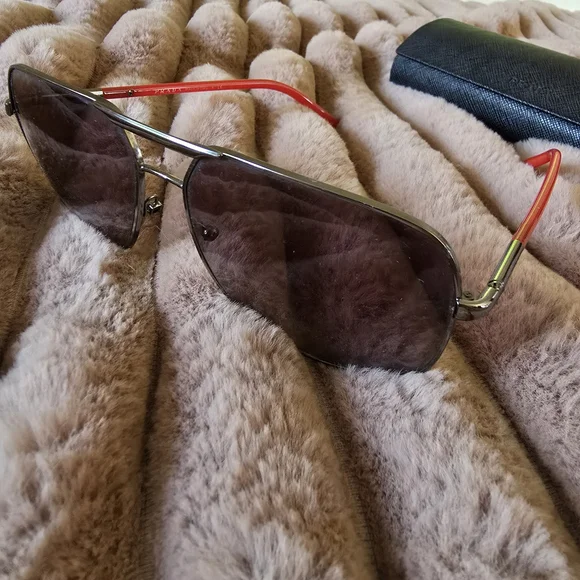 Vintage Prada Silver Aviator Sunglasses - Picture 10 of 12